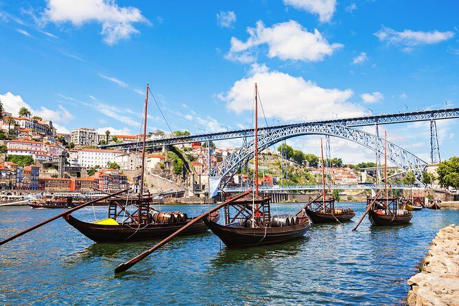 Porto Private Tour from Lisbon with Douro Cruise and Wine Tasting - A Closer Look at the Tour Itinerary