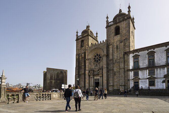 Porto Private Tour: Highlights & Hidden Gems with a Local - The Logistics: What to Know