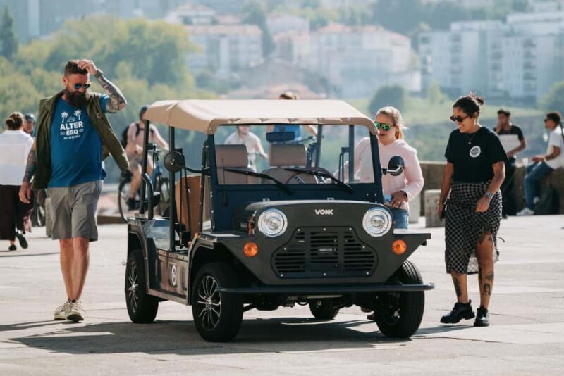 Porto: Private Tour to the Historic Center in a Classic Car - A Closer Look at the Experience