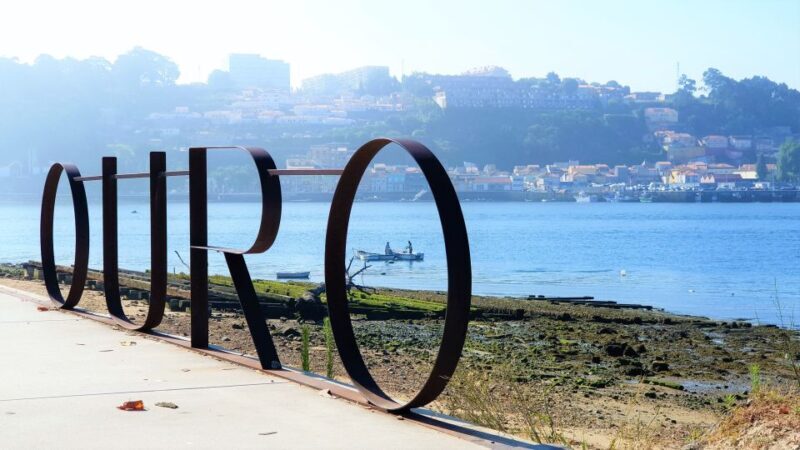 Porto: Private Tuk-Tuk Tour with Short Walks and Wine - An In-Depth Look at the Tour