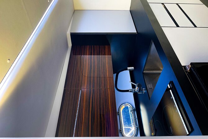 Porto: Private Yacht Cruise with Local Wine, Snacks and 6 Bridges - The monastery stop and the UNESCO feel