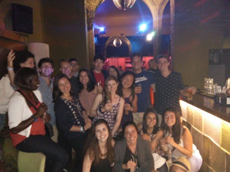 Porto: PubCrawl with 6 Drinks+VIP Club Entry - Key Points