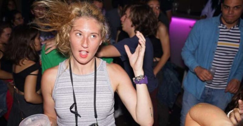 Porto: PubCrawl with 6 Drinks+VIP Club Entry - The Itinerary in Detail