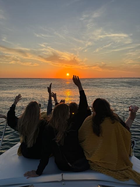 Porto SHARED Boat: Bridges, River Mouth & SUNSET w/ DRINKS - Exploring the Landmarks from the Water