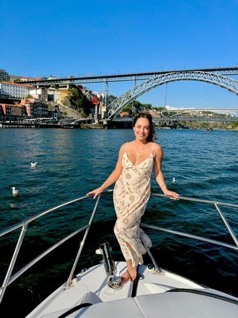 Porto SHARED Boat Tour: Bridges & River Mouth w/ DRINKS - FAQ