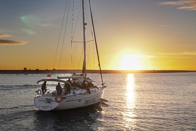 Porto: Sunset or Daytime, Charming Sailboat Cruise on the Douro River - Key Points