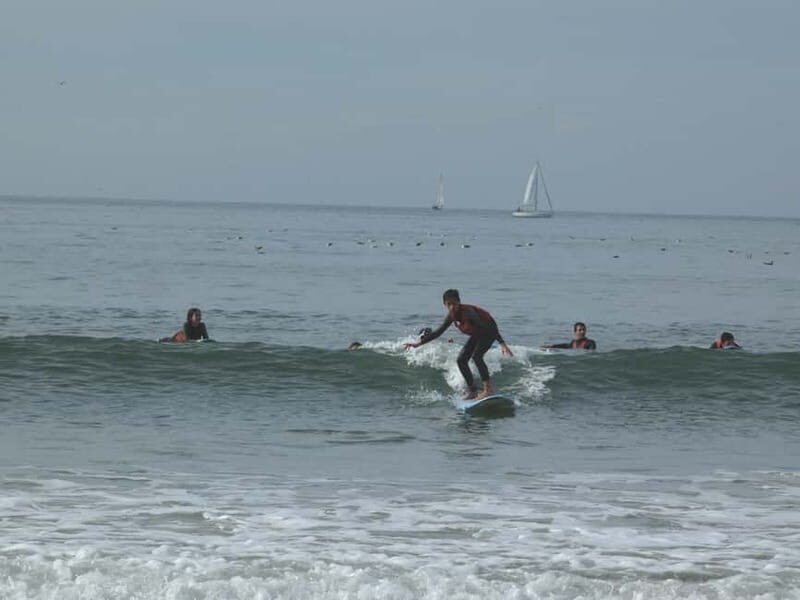 Porto: Surf Lesson in a small group - Key Points