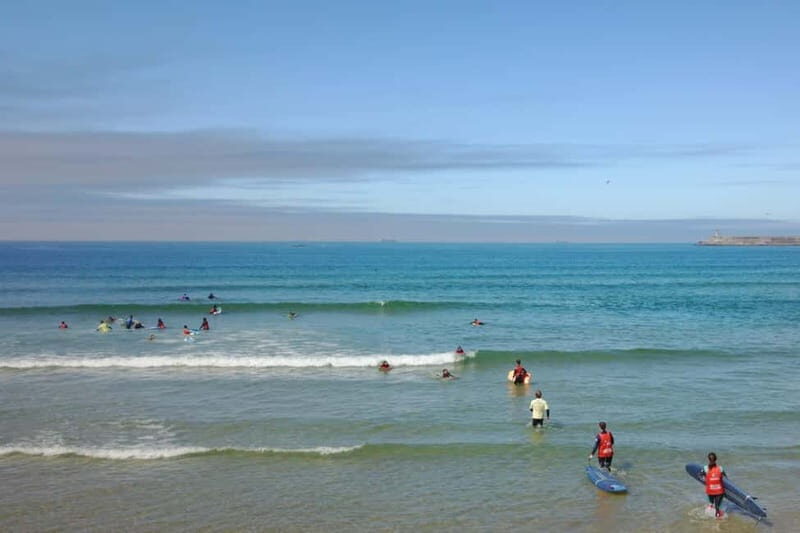 Porto: Surf Lesson in a small group - An insider look at Porto’s surf lesson experience