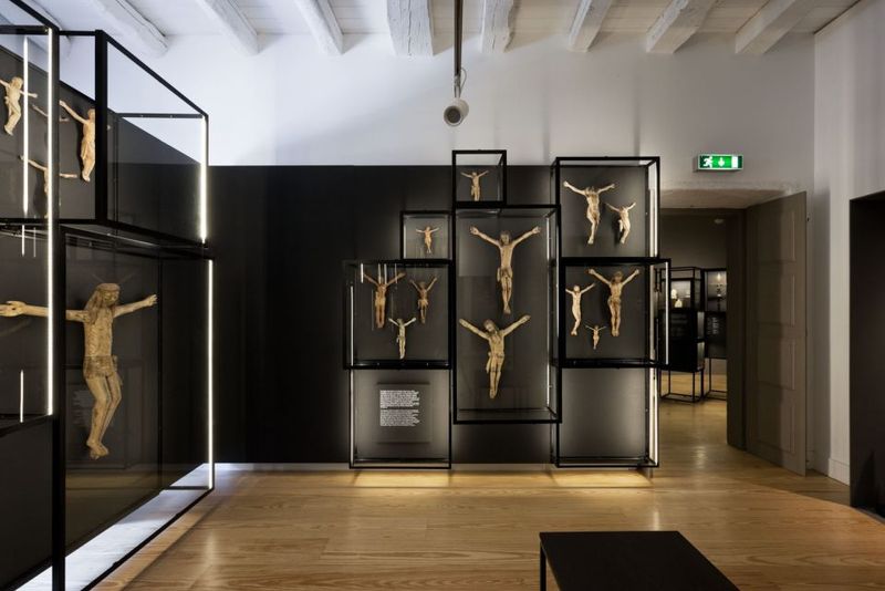 Porto: Torre dos Clerigos Entrance Ticket - Crowds, timing, and weather: how to get the best experience