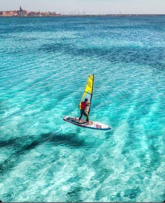 Porto Torres: Beginner Windsurfing Course in Platamona - FAQ