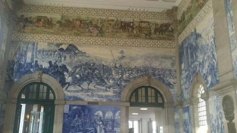 Porto: Visit the historic center (with Lello bookstore. Certified guide) - Who Should Consider This Tour?