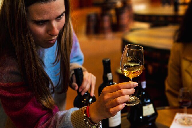 Porto Wine & Dine: Port Wine Cave Food Tour with Eating Europe - What This Tour Offers in Detail