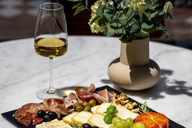 Porto Wine Tasting Experience with Portuguese Tapas Plate - Who Should Book This Experience?