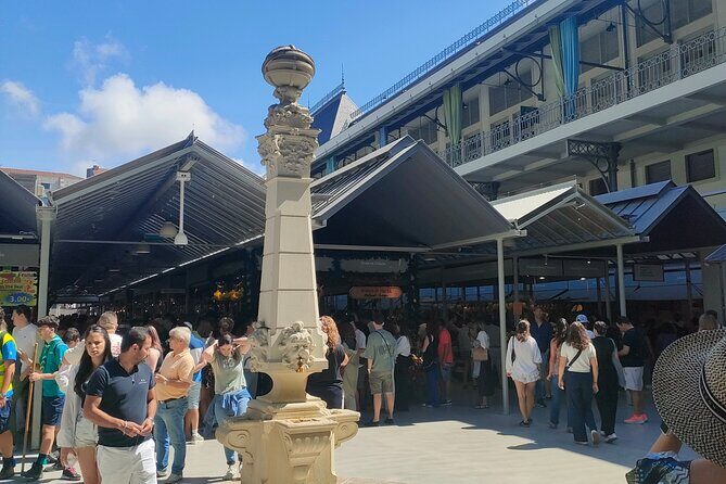 Porto with a Local Private City Tour and Lunch - A Closer Look at the Itinerary