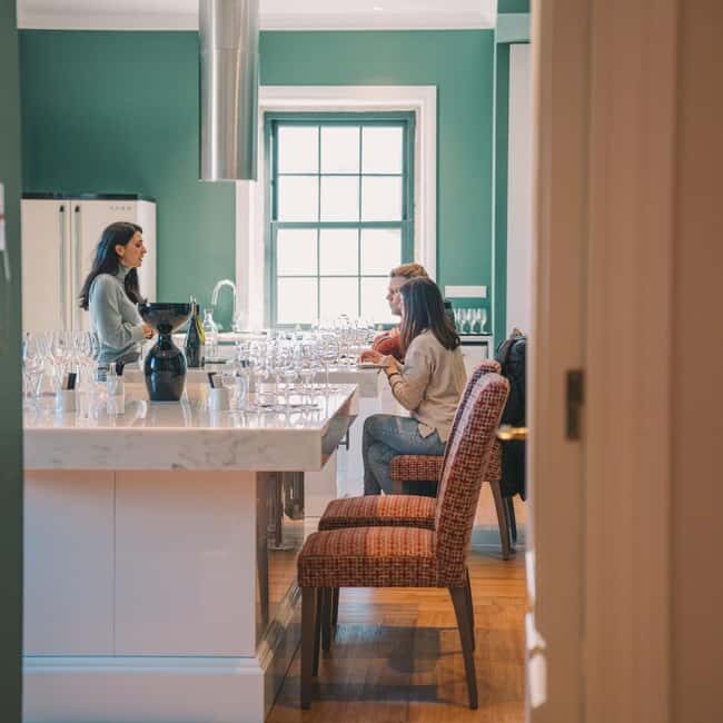 Porto: Workshops and Tastings at WOW Wine School - Key Points