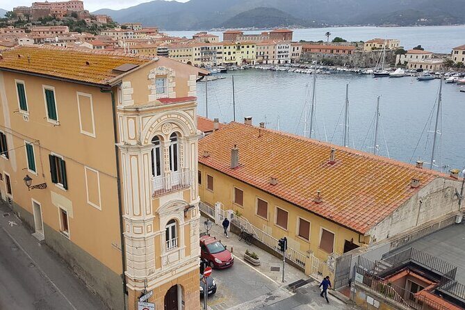 Portoferraio Walking Tour with Guide 2 Hours - Exploring Portoferraio: What to Expect