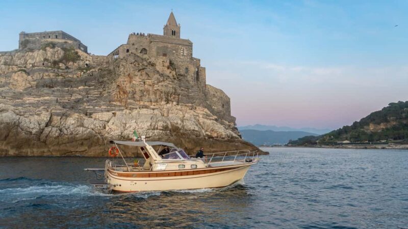 Portovenere: Cinque Terre Cruise with Lunch & Drinks - Key Points