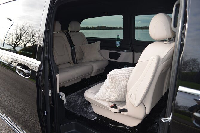 Portsmouth Private Transfer To or From London - The Experience on the Road