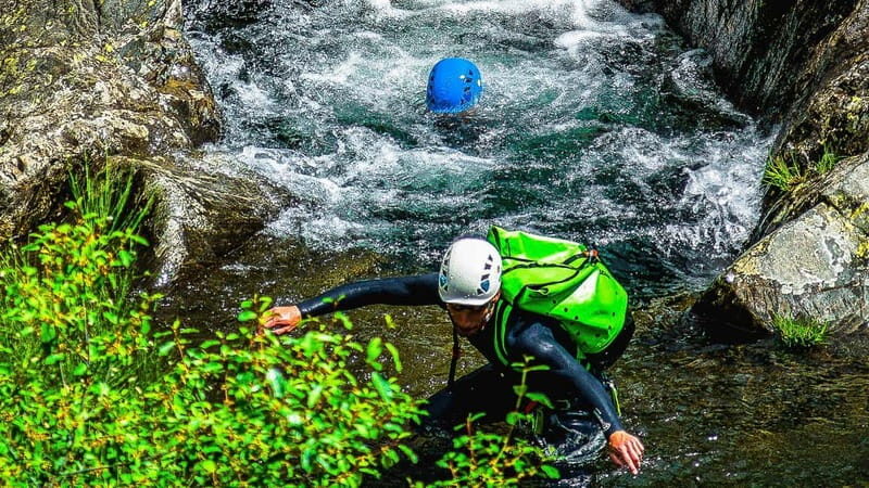 Portugal: Canyoning Tour Adventure with Lunch - Key Points