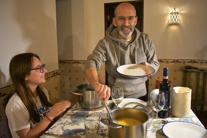 Portuguese Cooking Class in Portimao with a Local Family - The Experience: What to Expect at the Portuguese Cooking Class in Portimao