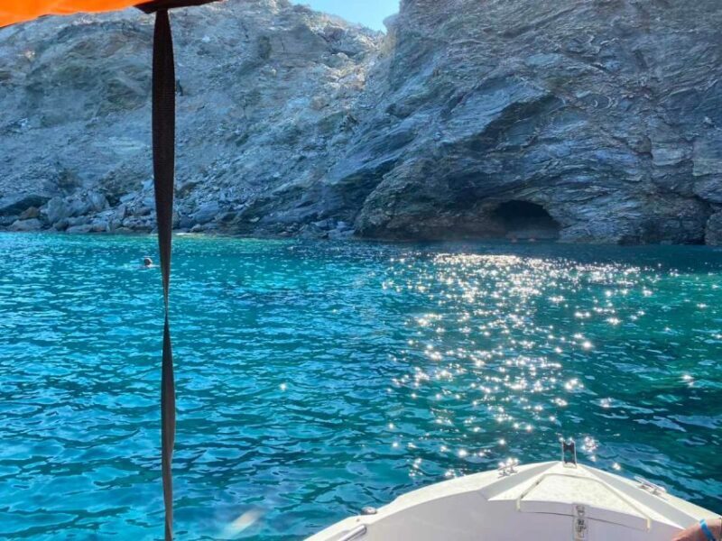 Poseidon 480cc Rent a Boat in Agia Pelagia - Key Points