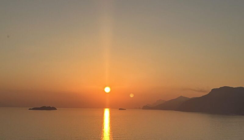 Positano: Sunset Group Boat Tour Amalfi Coast with Prosecco - What to Expect on the Tour