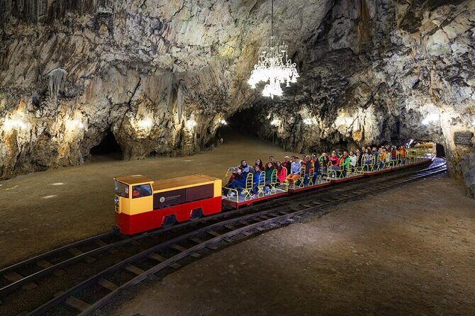 Postojna Cave & Predjama Castle - Private & Relaxed Experience - Who Is This Tour Best For?