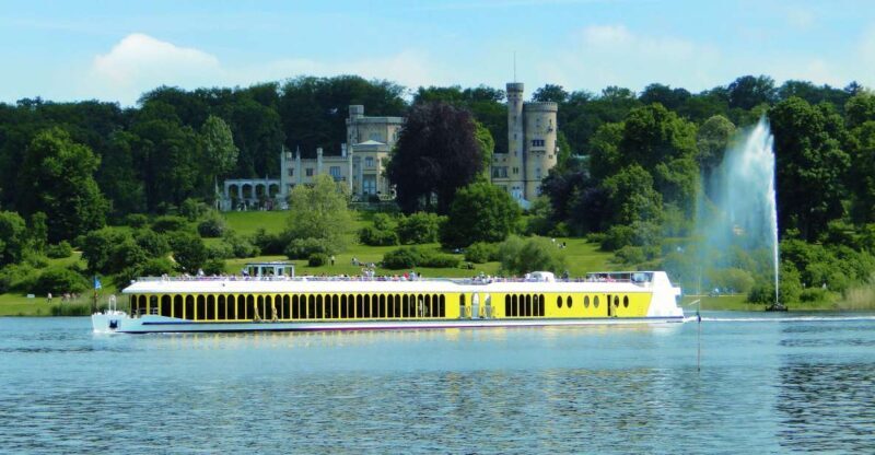 Potsdam by Boat: Island Cruise - Exploring the Potsdam by Boat: Island Cruise