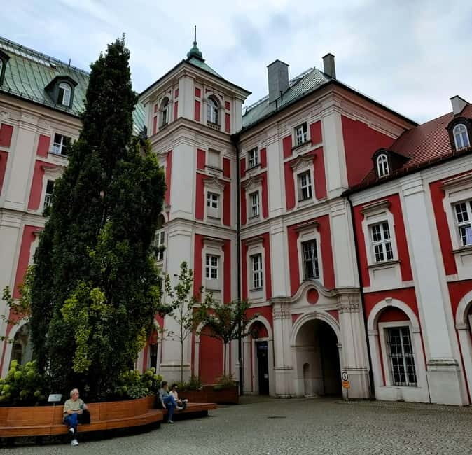 Pozna: Discover & Play  A Guided Tour with a City Game - Final Thoughts: Who Will Love This Experience?