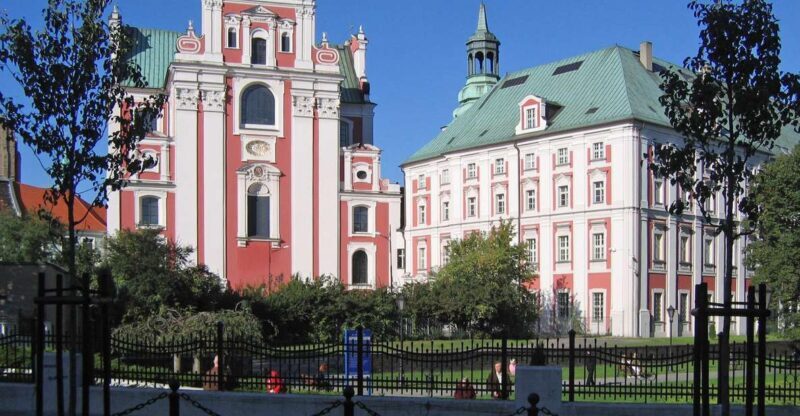 Poznan Old Town and Croissant Museum Private Walking Tour - Final Thoughts