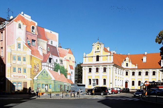 Poznan: Srodka District and Cathedral Island Private Walking Tour - Why This Tour Stands Out