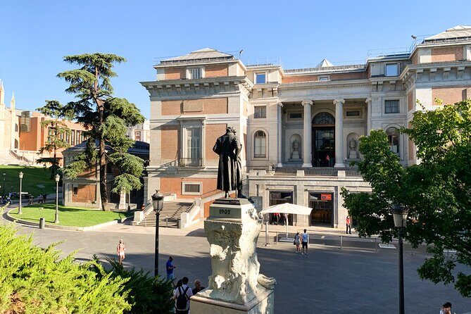 Prado City Tour Royal Palace in one day with entrance and pick-up - Exploring the Prado Museum: An Art Lover’s Dream