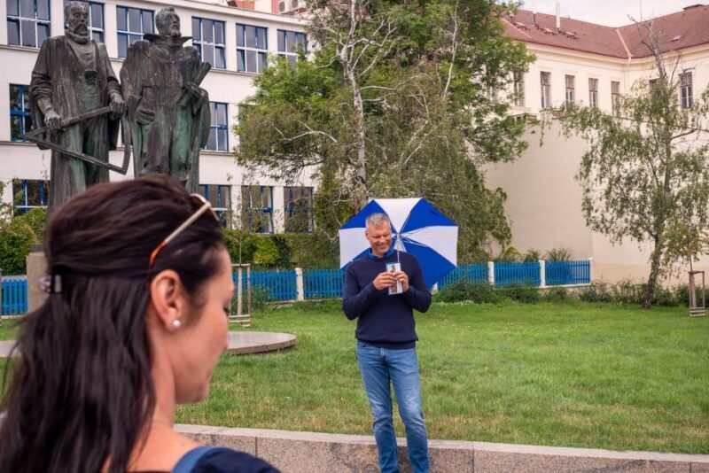 Prague: 1-Hour Castle Tour With Fast-GET Admission Ticket - A Practical Look at the Tour Experience