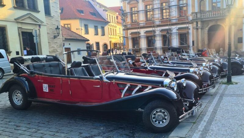 Prague: 1-Hour Private Tour in Vintage Car - Key Points