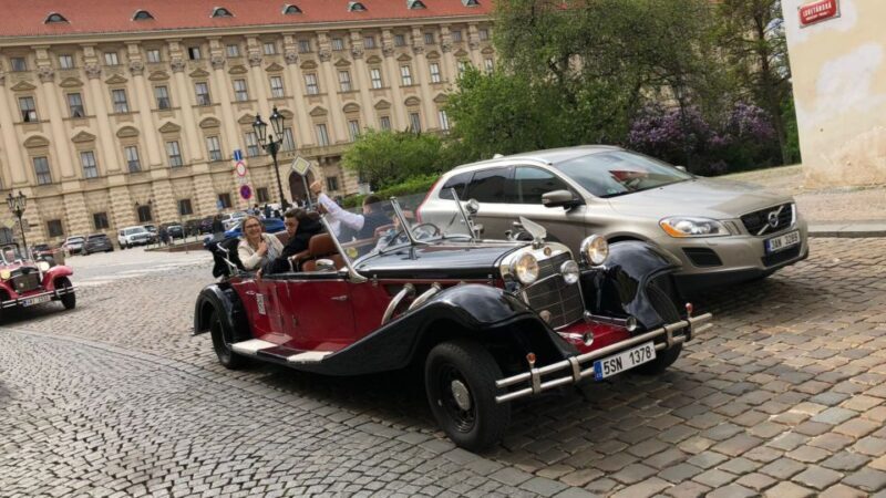 Prague: 1-Hour Private Tour in Vintage Car - The Experience: Comfort, Sightseeing, and a Touch of Nostalgia