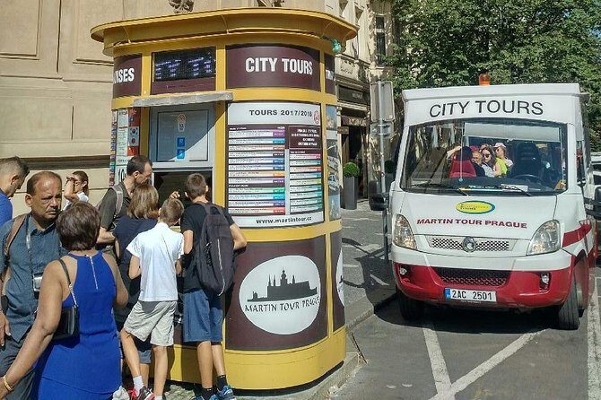 Prague 2-hour Panoramic Bus Tour - FAQ