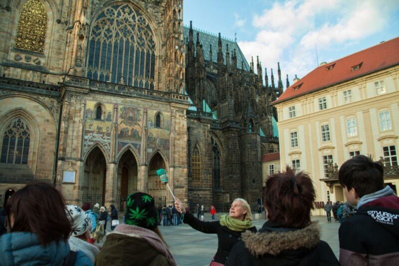Prague: 3-Hour Old Town and Prague Castle Tour in German - Who Would Love This Tour?