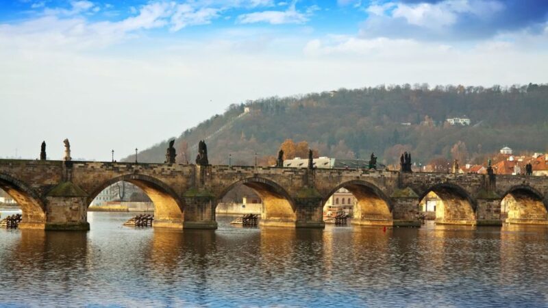 Prague 3-Hour Sightseeing Tour by Electric Bike - FAQ