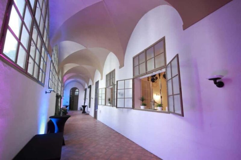 Prague 3-Hour Tour + St James Basilica & Minorite Friary - FAQ