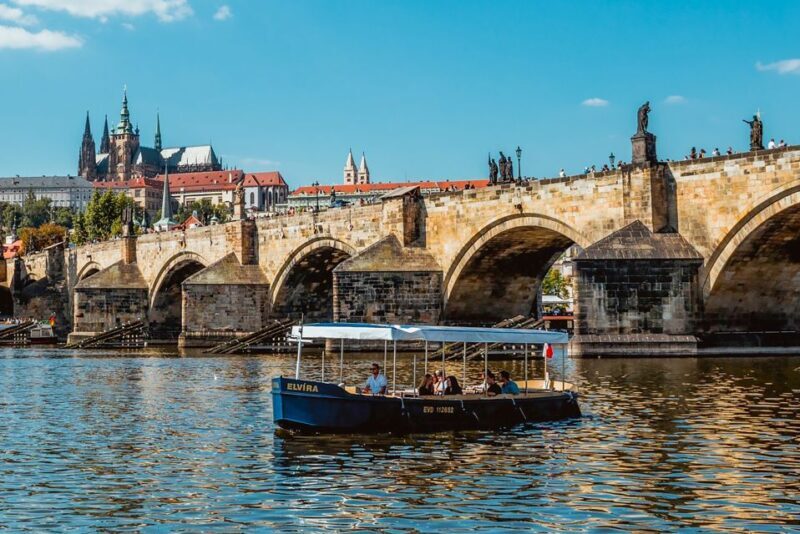 Prague: 45-Minute Sightseeing Cruise to Devil's Channel - FAQ