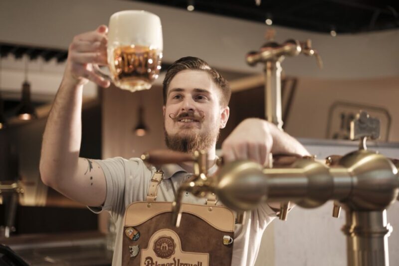 Prague: Beer Pouring Class at Pilsner Urquell Experience - The Learning Experience