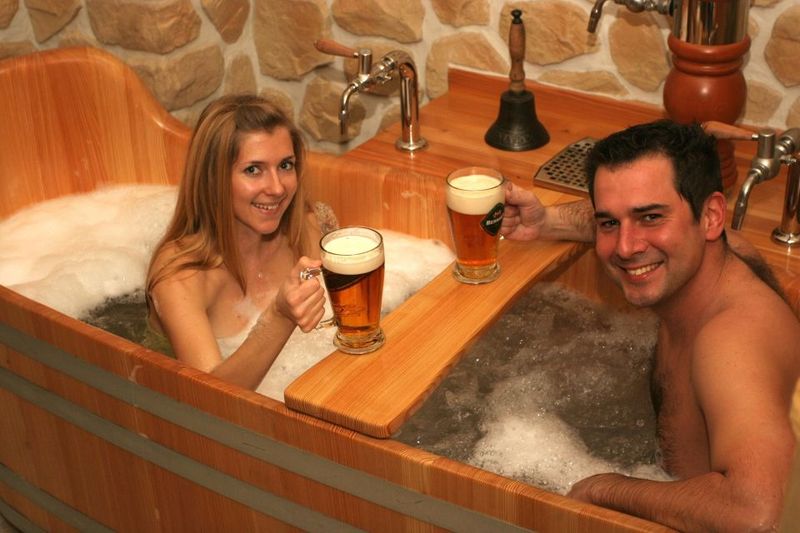 Prague: Bernard Beer Spa with Beer and Massage Option - Key things that make this beer spa worth your time