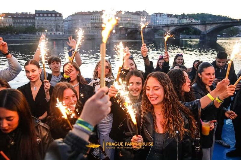 Prague : Boat Party with Afterparty at EPIC - FAQ