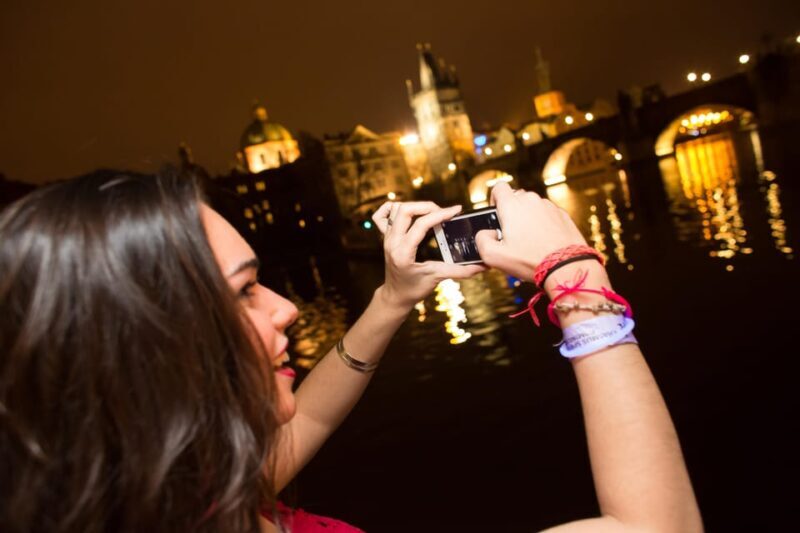 Prague: Boat Party with Unlimited Drinks & After Party Entry - Key Points