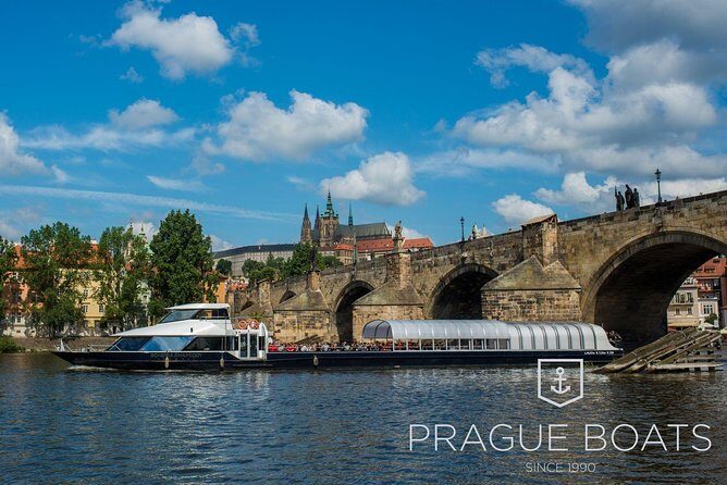 Prague Boats 2-hour Lunch Cruise - Group Size, Booking, and Practical Considerations