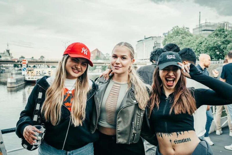 Prague: Booze Cruise with Open Bar, DJ and Best Club Entry - Key Points