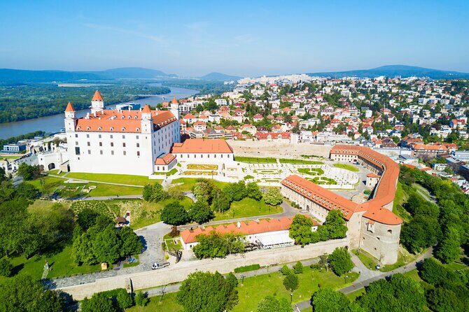 Prague-Budapest One-Way Sightseeing Day Tour - The Value and Who It’s Best For