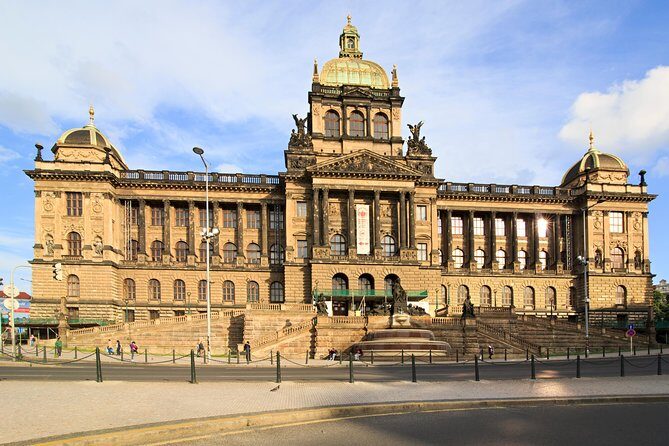 Prague: Bus Tour, Walking Tour, River Cruise and Lunch - Final Thoughts