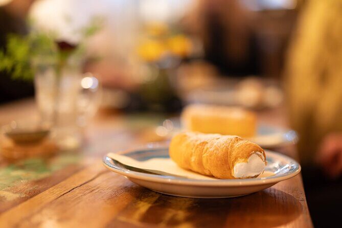 Prague by Night: Drinks & Food Tour with Eating Europe - Who Would Love This Tour?