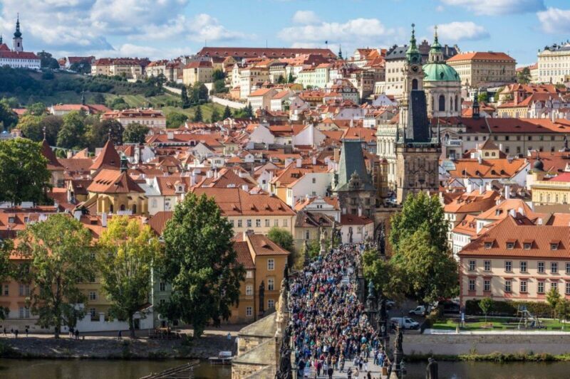 Prague: Castle and Lesser Town Walking Tour with Local Guide - Practical Details That Matter